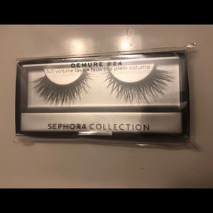 Sephora Full Volume Lashes